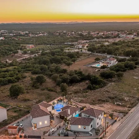 Rustic Luxury Dalma & Dalmata Villa