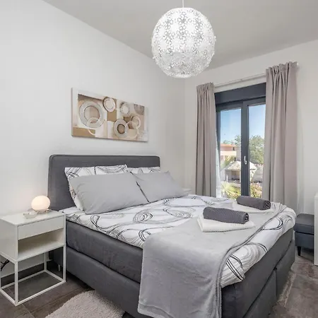 Villa Rustic Luxury Dalma & Dalmata